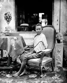 The wife of the Prime Minister (Kralahom) of Siam (Thailand), 1866. Creator: John Thomson