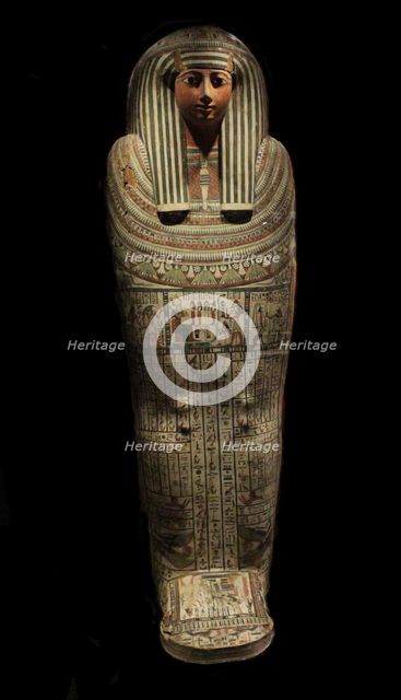 The wooden coffin of Pensenhor.