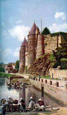 The women of Josselin doing their laundry, Brittany, France, c1924