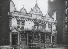 The World Turned Upside Down, Old Kent Road, Southwark, Greater London Authority, c1910. Creator: Unknown
