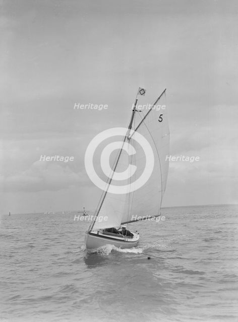 The Yarmouth One Design 'Greywing', 1922. Creator: Kirk & Sons of Cowes.