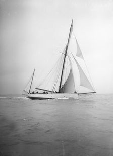 The yawl Celia 1911. Creator: Kirk & Sons of Cowes