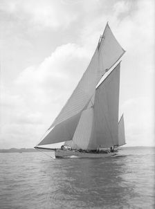 The yawl Betty 1911. Creator: Kirk & Sons of Cowes