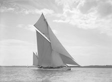 The yawl Betty 1911. Creator: Kirk & Sons of Cowes