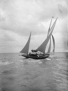 The yawl Moosk under way, 1912. Creator: Kirk & Sons of Cowes