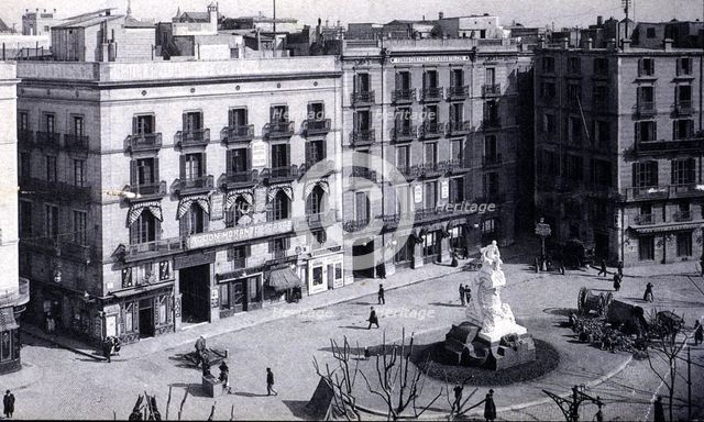 Theatre Square and statue to Frederic Soler 'Pitarra' on the Ramblas in Barcelona, 1905.