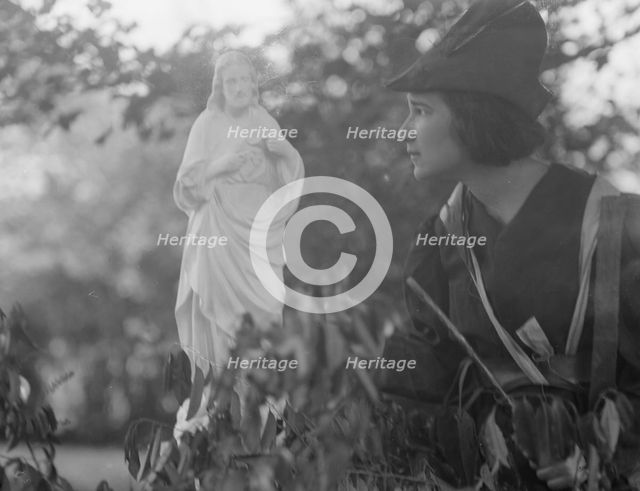 Theatrical performance at Dongan Hall, 1921 May 27. Creator: Arnold Genthe.