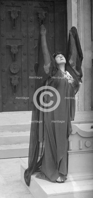 Theatrical production with Margaret Anglin and others, between 1910 and 1925. Creator: Arnold Genthe.