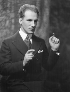 Theremin, Mr., portrait photograph, 1928 May 3. Creator: Arnold Genthe
