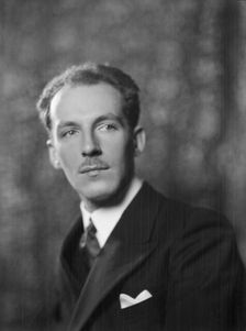Theremin, Mr., portrait photograph, 1928 May 3. Creator: Arnold Genthe