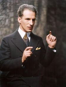 Theremin, Mr., portrait photograph, 1928 May 3. Creator: Arnold Genthe