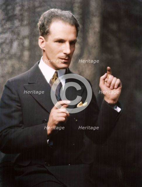 Theremin, Mr., portrait photograph, 1928 May 3. Creator: Arnold Genthe.