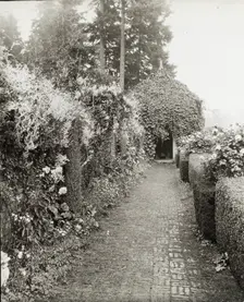 "Thornewood," Chester Thorne house, Lakewood, Washington, 1923. Creator: Frances Benjamin Johnston