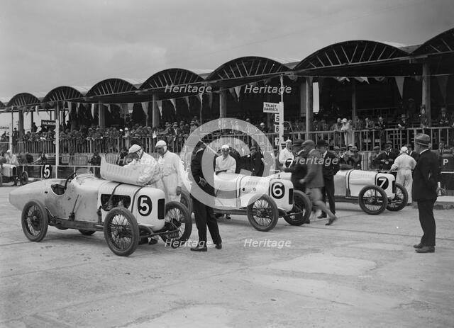 Three Talbot-Darracqs at the JCC 200 Mile Race, Brooklands, 1922. Artist: Bill Brunell.