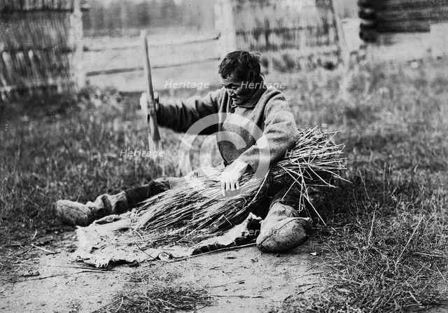 Threshing, late 19th cent - early 20th cent. Creator: I Popov.