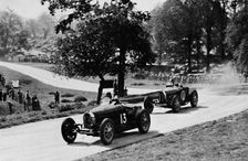 Thrilling racing in rural England: Bugattis at Donington 1937