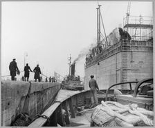 Tilbury Docks, Chadwell St Mary, Thurrock, Essex, 03/1952. Creator: John Laing plc