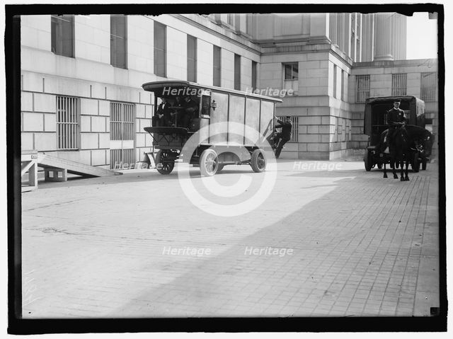 Truck, between 1910 and 1917. Creator: Harris & Ewing.