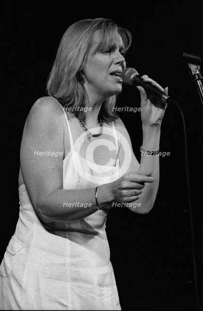 Trudy Kerr, Hawth Crawley, September 1999.  Artist: Brian O'Connor.