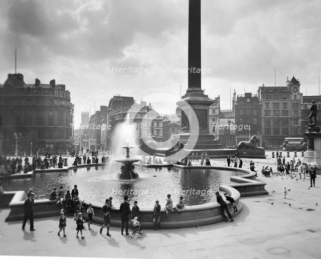 Trafalgar Square, City of Westminster, London. Creator: George Davison Reid.