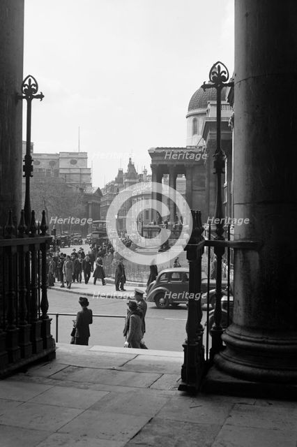 Trafalgar Square, London, c1945-c1955. Artist: SW Rawlings