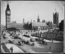 Traffic passing the Palace of Westminster on Parliament Street and Parliament Square, 1900-15. Creator: JJ Samuels Limited