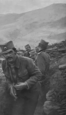 Tranchee serbe de premiere ligne devant le Kaimaktchalan avant l'attaque du sommet 1916. Creator: Unknown