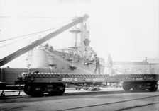 Transfer of 8" shells, League Isl'd., 1913. Creator: Bain News Service