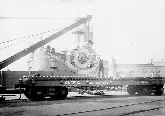 Transfer of 8" shells, League Isl'd., 1913. Creator: Bain News Service.