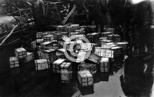 Transportation of £14,000,000 of bullion on the British battleship HMS 'Malaya', 1940. Artist: Unknown