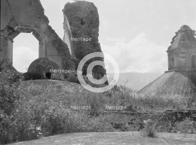 Travel views of Cuba and Guatemala, between 1899 and 1926. Creator: Arnold Genthe.