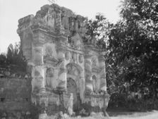 Travel views of Cuba and Guatemala, between 1899 and 1926. Creator: Arnold Genthe