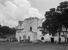 Travel views of Cuba and Guatemala, between 1899 and 1926. Creator: Arnold Genthe