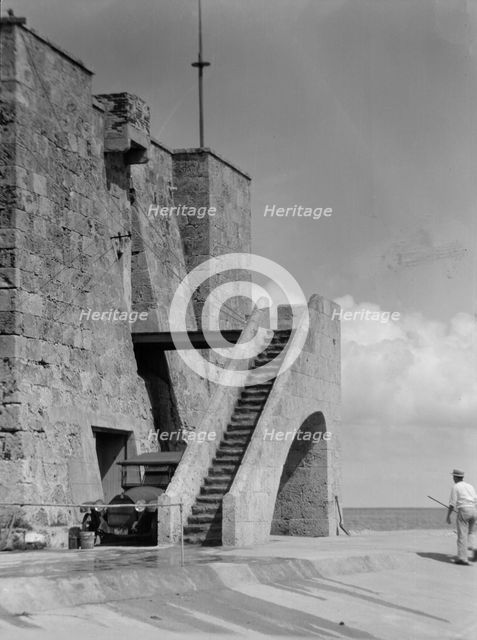 Travel views of Cuba and Guatemala, between 1899 and 1926. Creator: Arnold Genthe.
