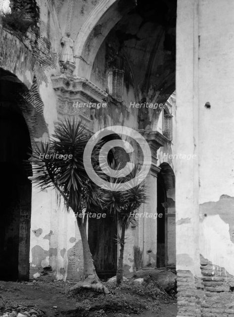 Travel views of Cuba and Guatemala, between 1899 and 1926. Creator: Arnold Genthe.