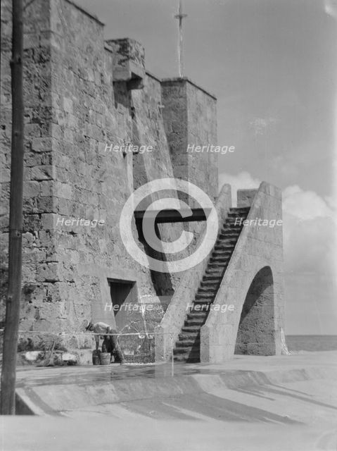 Travel views of Cuba and Guatemala, between 1899 and 1926. Creator: Arnold Genthe.