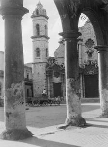 Travel views of Cuba and Guatemala, between 1899 and 1926. Creator: Arnold Genthe