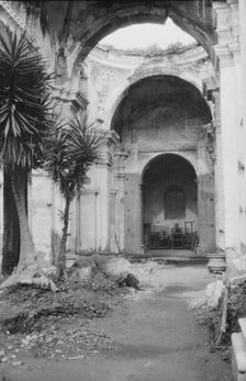 Travel views of Cuba and Guatemala, between 1899 and 1926. Creator: Arnold Genthe