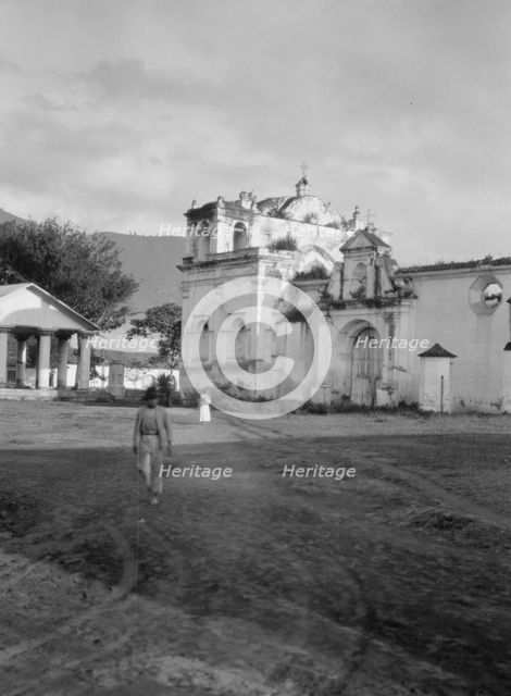 Travel views of Cuba and Guatemala, between 1899 and 1926. Creator: Arnold Genthe.