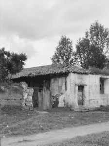 Travel views of Cuba and Guatemala, between 1899 and 1926. Creator: Arnold Genthe