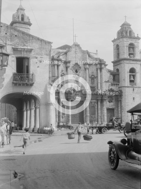 Travel views of Cuba and Guatemala, between 1899 and 1926. Creator: Arnold Genthe.