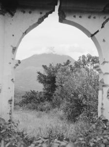 Travel views of Cuba and Guatemala, between 1899 and 1926. Creator: Arnold Genthe