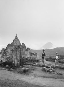 Travel views of Cuba and Guatemala, between 1899 and 1926. Creator: Arnold Genthe