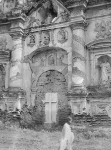 Travel views of Cuba and Guatemala, between 1899 and 1926. Creator: Arnold Genthe