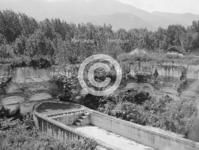 Travel views of Cuba and Guatemala, between 1899 and 1926. Creator: Arnold Genthe.