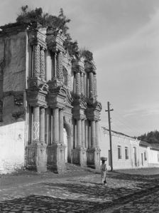 Travel views of Cuba and Guatemala, between 1899 and 1926. Creator: Arnold Genthe
