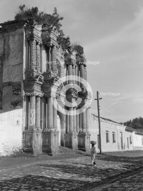 Travel views of Cuba and Guatemala, between 1899 and 1926. Creator: Arnold Genthe.