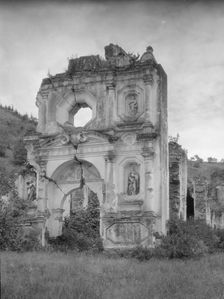 Travel views of Cuba and Guatemala, between 1899 and 1926. Creator: Arnold Genthe