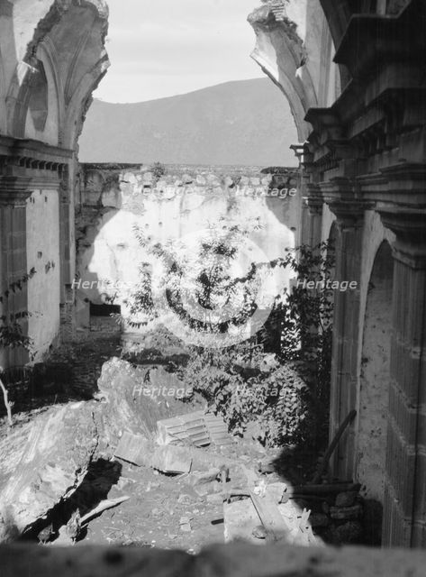 Travel views of Cuba and Guatemala, between 1899 and 1926. Creator: Arnold Genthe.