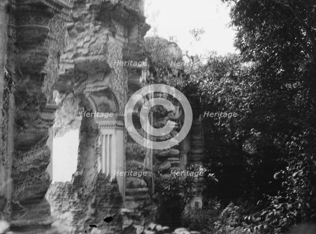 Travel views of Cuba and Guatemala, between 1899 and 1926. Creator: Arnold Genthe.